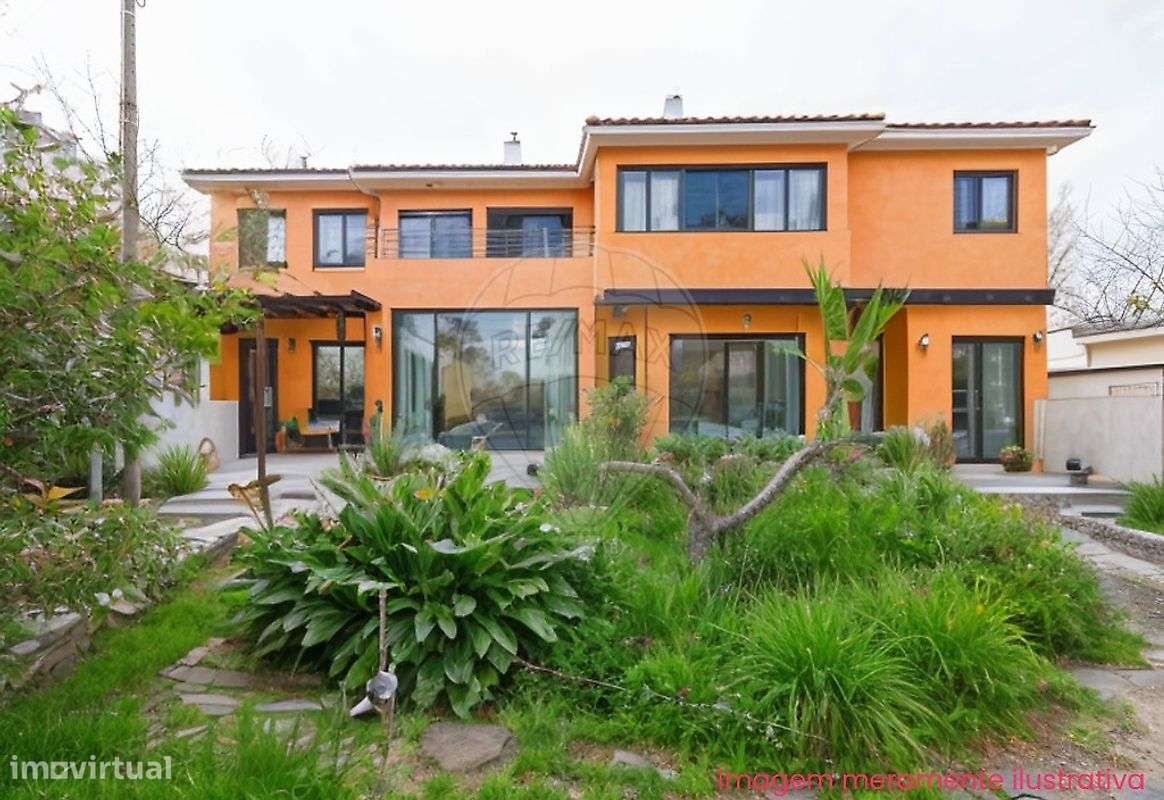 Moradia T8 para venda-40