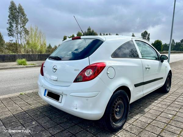 Opel Corsa D 1.3CDTI - 4