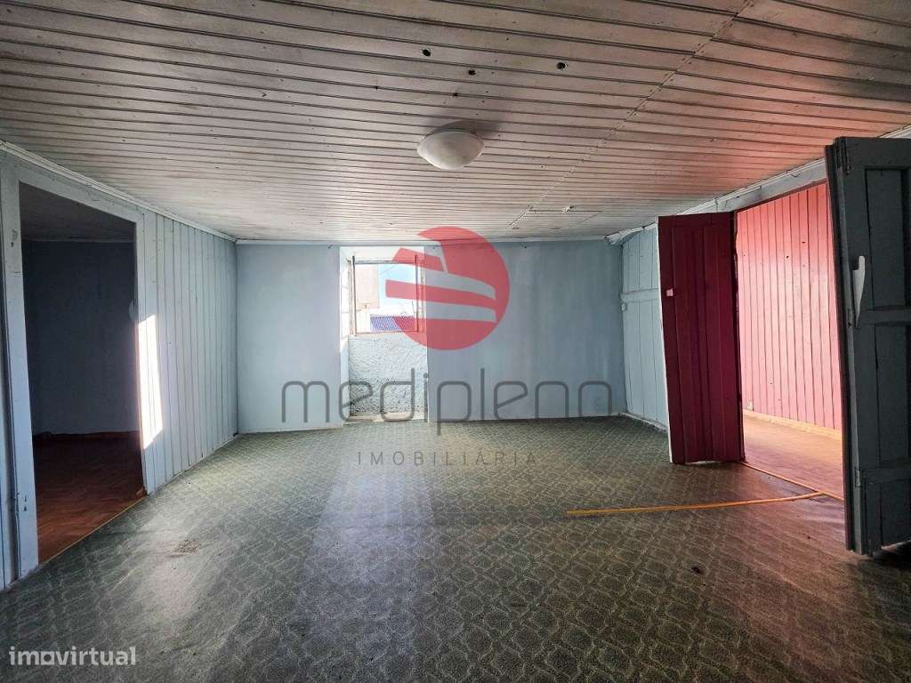 MORADIA T4 C/ GARAGEM-14