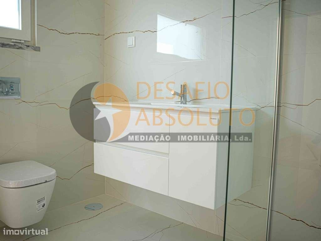 Moradia geminada térrea T1+2-9