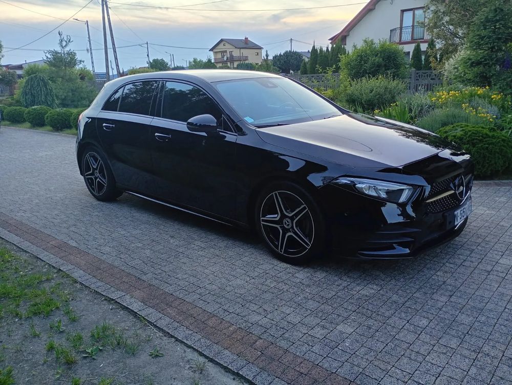 Mercedes-Benz A W177 180 7G-DCT AMG Line 2019