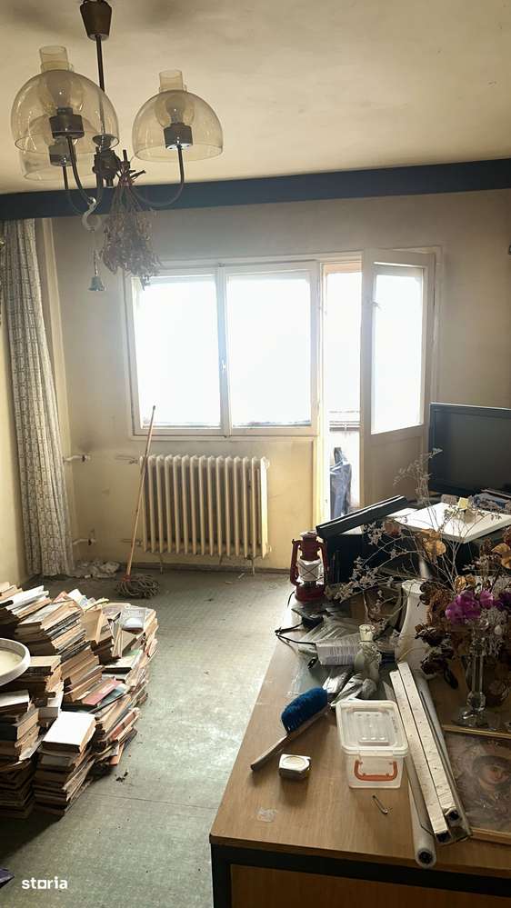 Vand apartament cu 3 camere Sublocotenent Popa