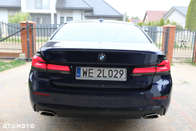 BMW Seria 5 520i GPF Luxury Line sport - 5