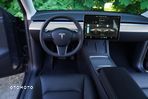 Tesla Y Long Range AWD - 24