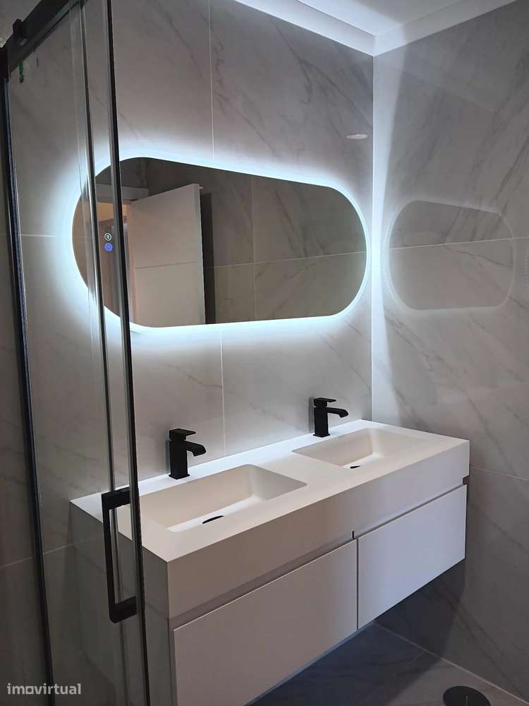 Fantástico Apartamento T4 , com acabamentos de luxo .-13