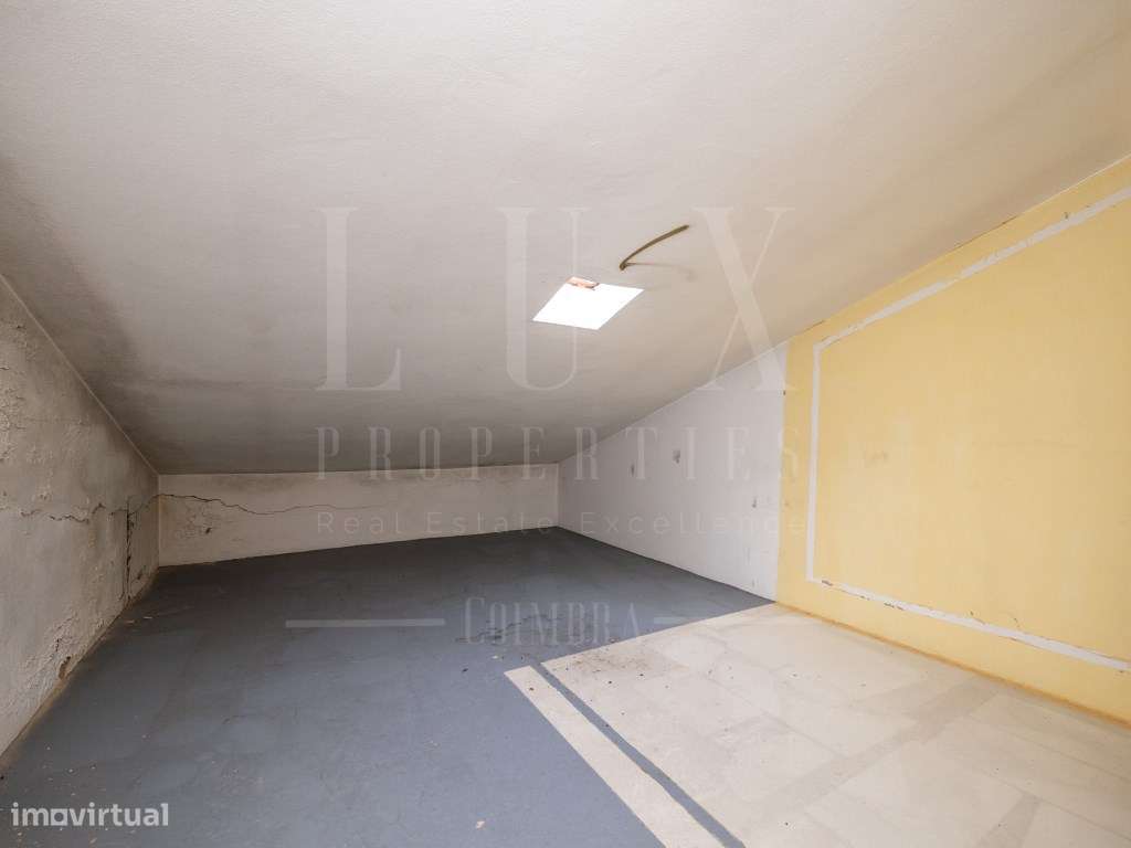 Apartamento T3 | Quinta do Amparo, Leiria-25