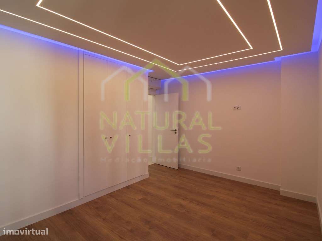 Apartamento T2 Frente Mar em Quarteira-7