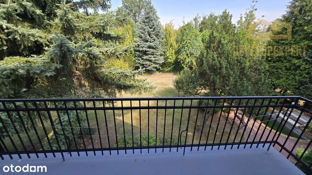 Dom do wprowadzenia w idealnej lokalizacji-12