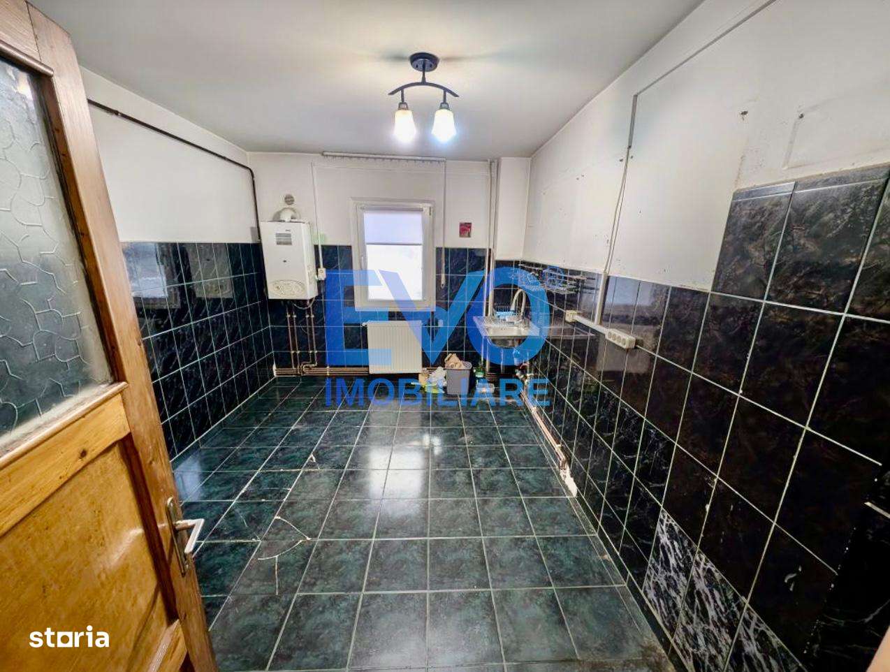 Apartament de vanzare, 2 camere, decomandat, etaj 2, garaj, Arcu, Iasi-3