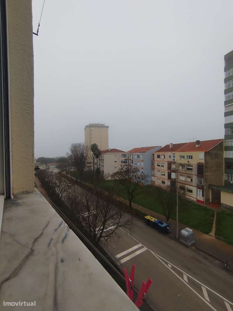 T2 Alto Seixalinho com elevador - Grande imagem: 2/25