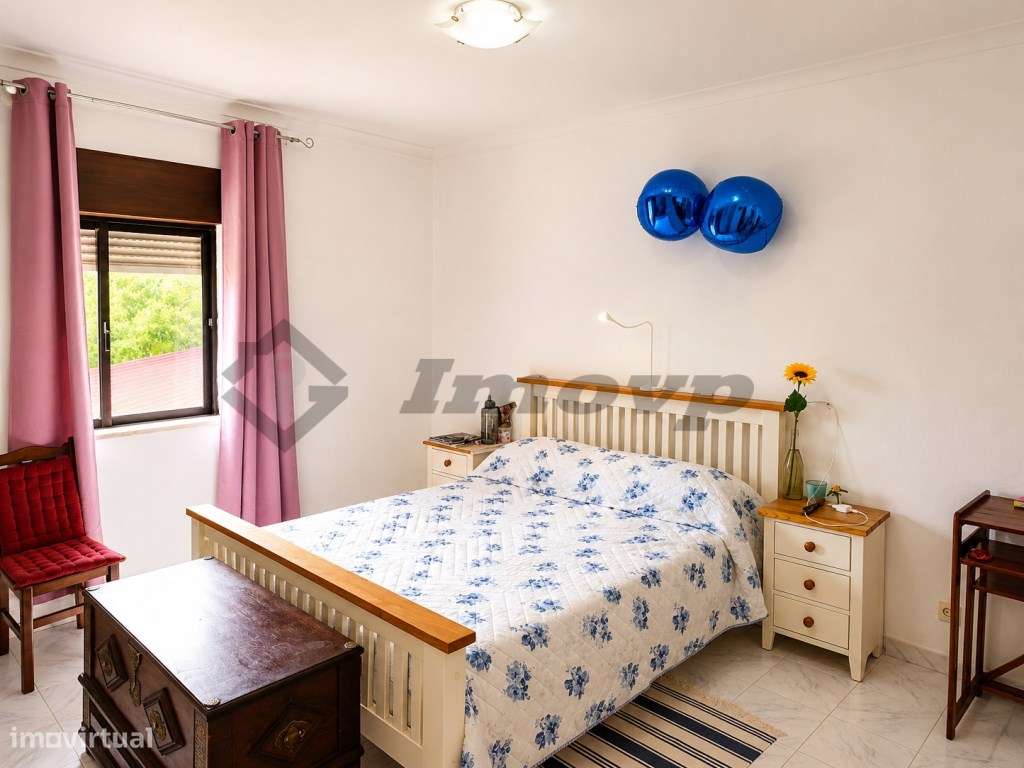 Moradia T3 com amplo terreno a 1,5 km da praia, Vila do Bispo-12
