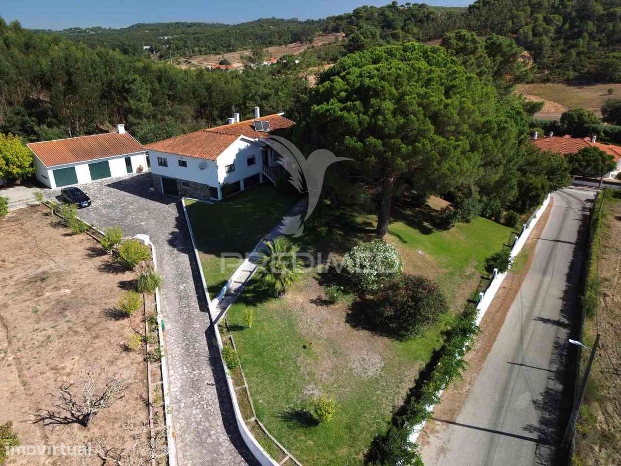 Moradia Independente T6 - Grande imagem: 2/26