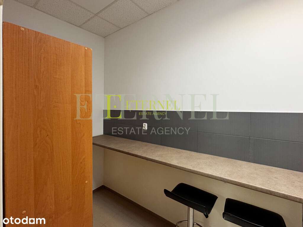 Lokal użytkowy w pasażu handlowym - Rusznikarska-13