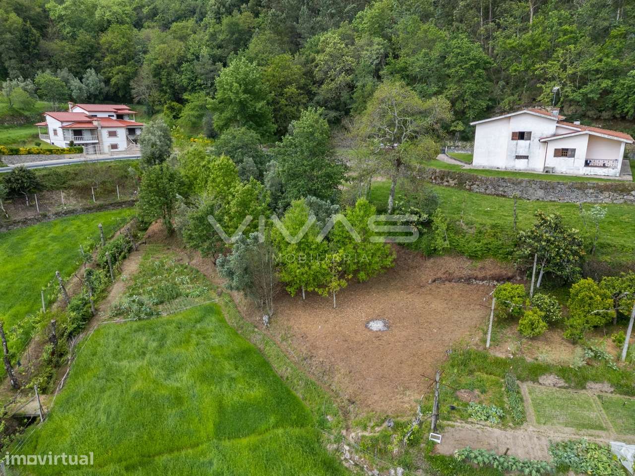 Terreno Rústico  Venda em Valdreu,Vila Verde - Grande imagem: 4/6