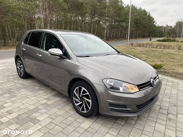 Volkswagen Golf 1.6 TDI DPF Comfortline - 1