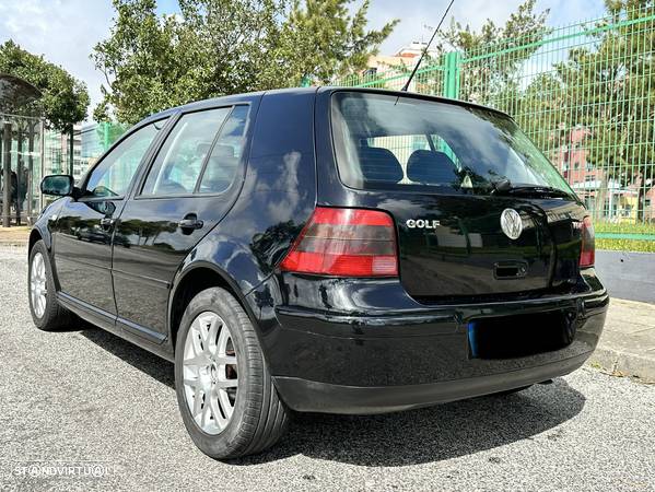 VW Golf 1.9 TDi Highline - 7