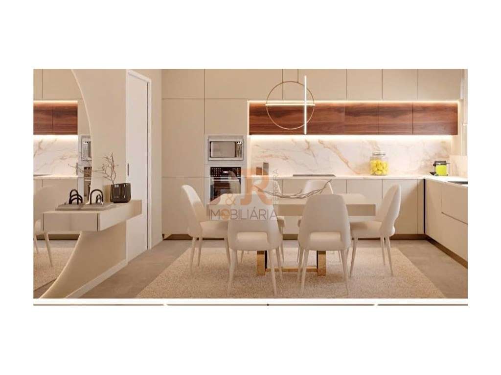 Moradia Duplex T4 com Pérgula e Piscina. FERNÃO FERRO-11