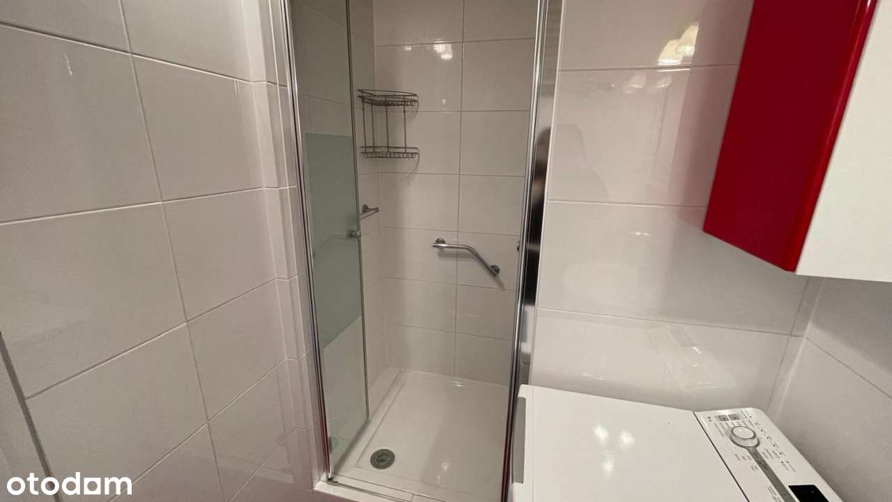 Sprzedam 4 pokojowe mieszkanie, 1 piętro, taras, garaż -os. Zatorze-11