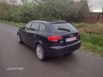 Audi A3 Sportback 2.0 TDI DSG Ambiente Aut - 4