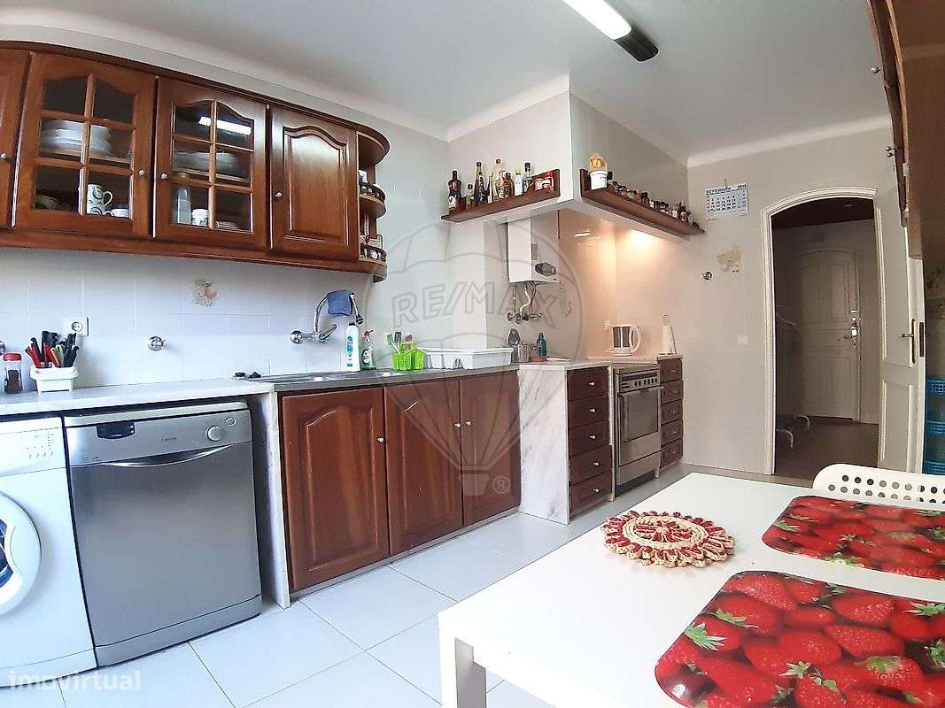 Apartamento T2 para arrendamento - Grande imagem: 4/19