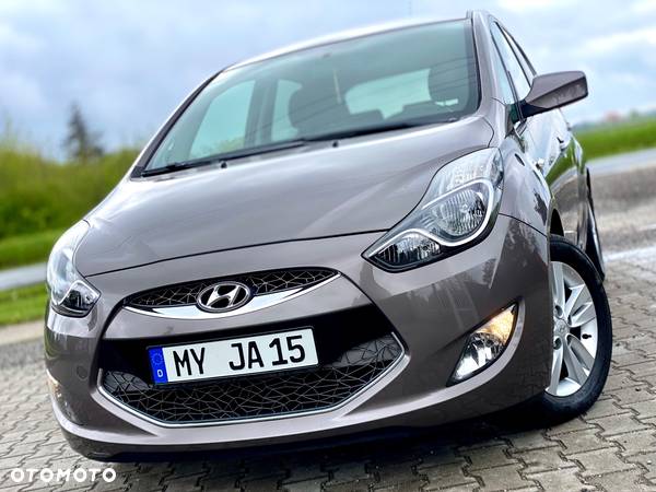 Hyundai ix20 1.4 Premium - 21