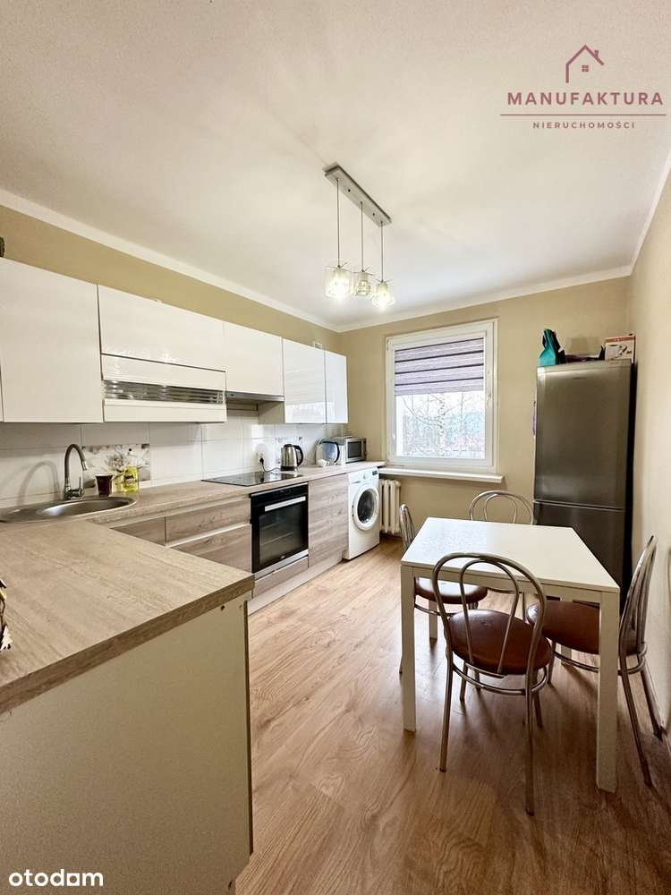 Przestronne M3 | 1 piętro | duży balkon |-0