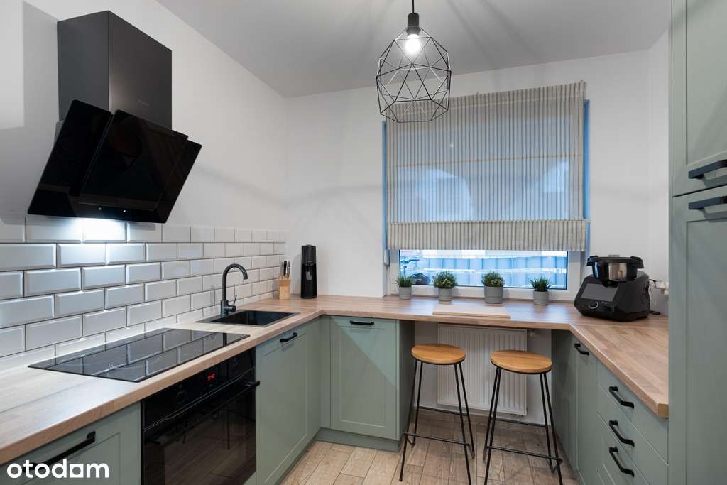 Zadbane, 2 pokoje z osobną kuchnią, duży balkon-3