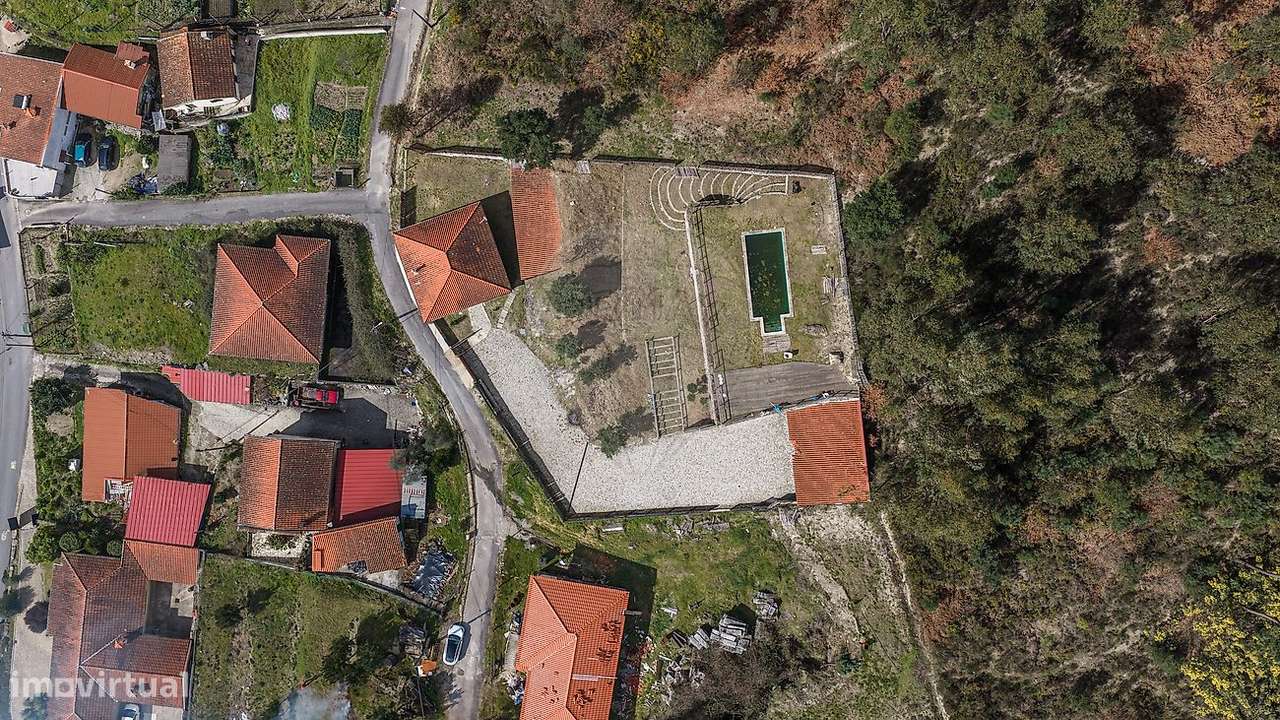 Moradia T2 para venda-25