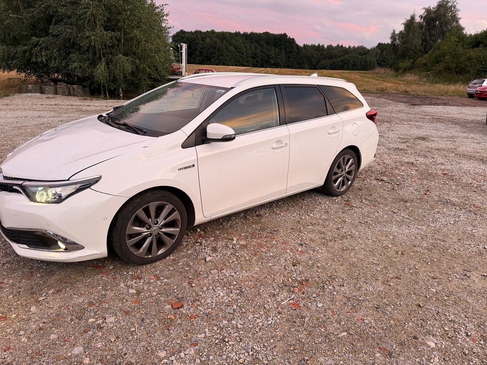 Toyota Auris II (2012-) 2015