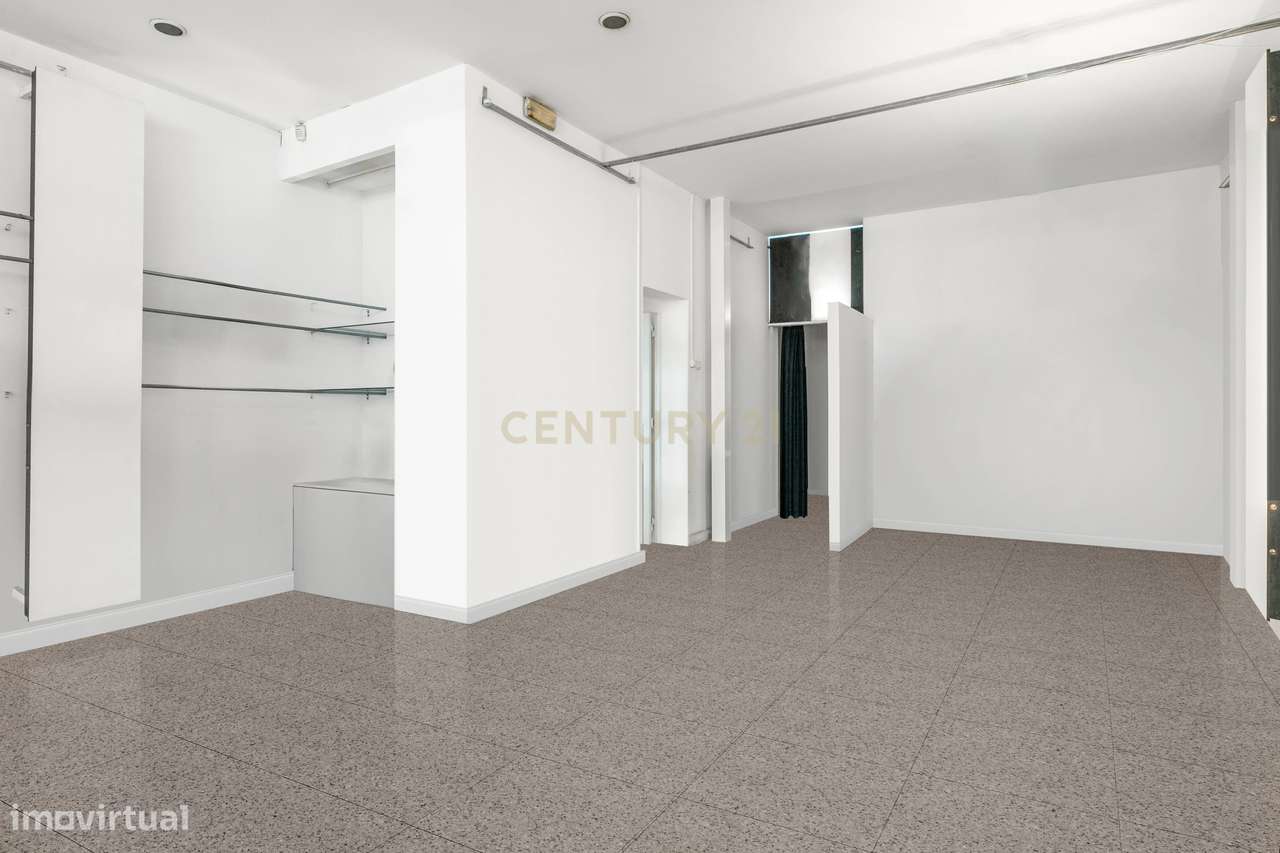 Excelente loja de 115 m² com logradouro em Santo António, Lisboa - Grande imagem: 4/8