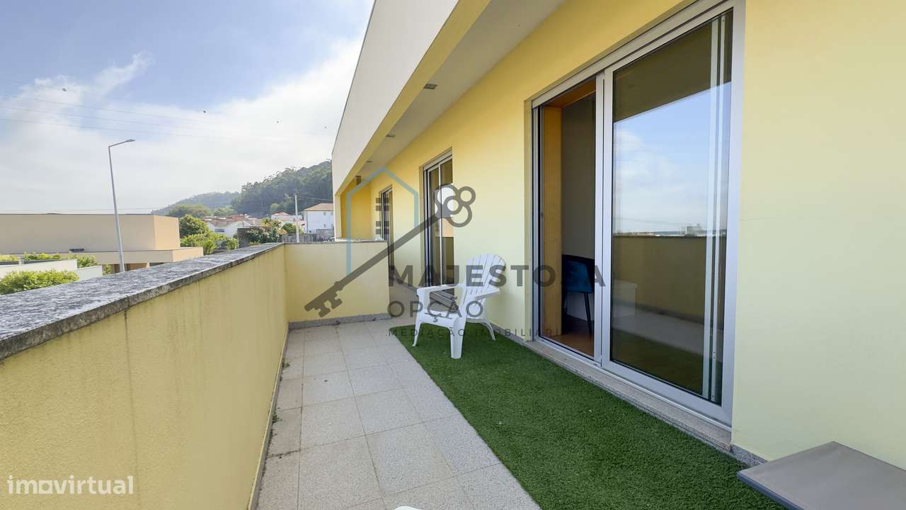 Moradia Isolada com Jardim —Abelheira, Viana do Castelo-23