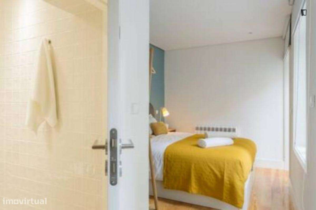 Apartamento com 1 quartos - localizado em Cedofeita Porto - Grande imagem: 5/10