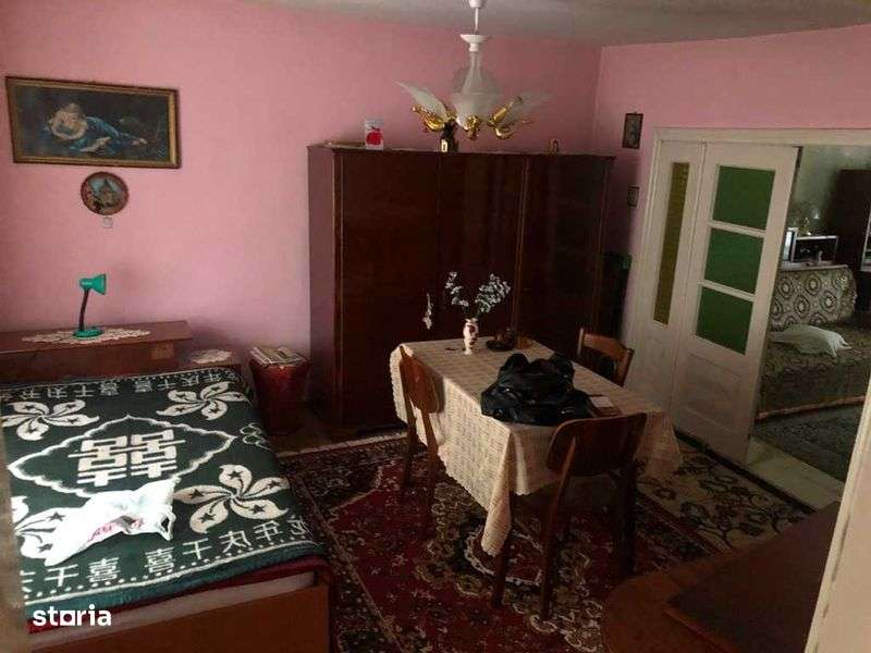 Vand proprietate Casa, anexe si teren in Oras Macin Judet Tucea - Imagine principală: 5/8