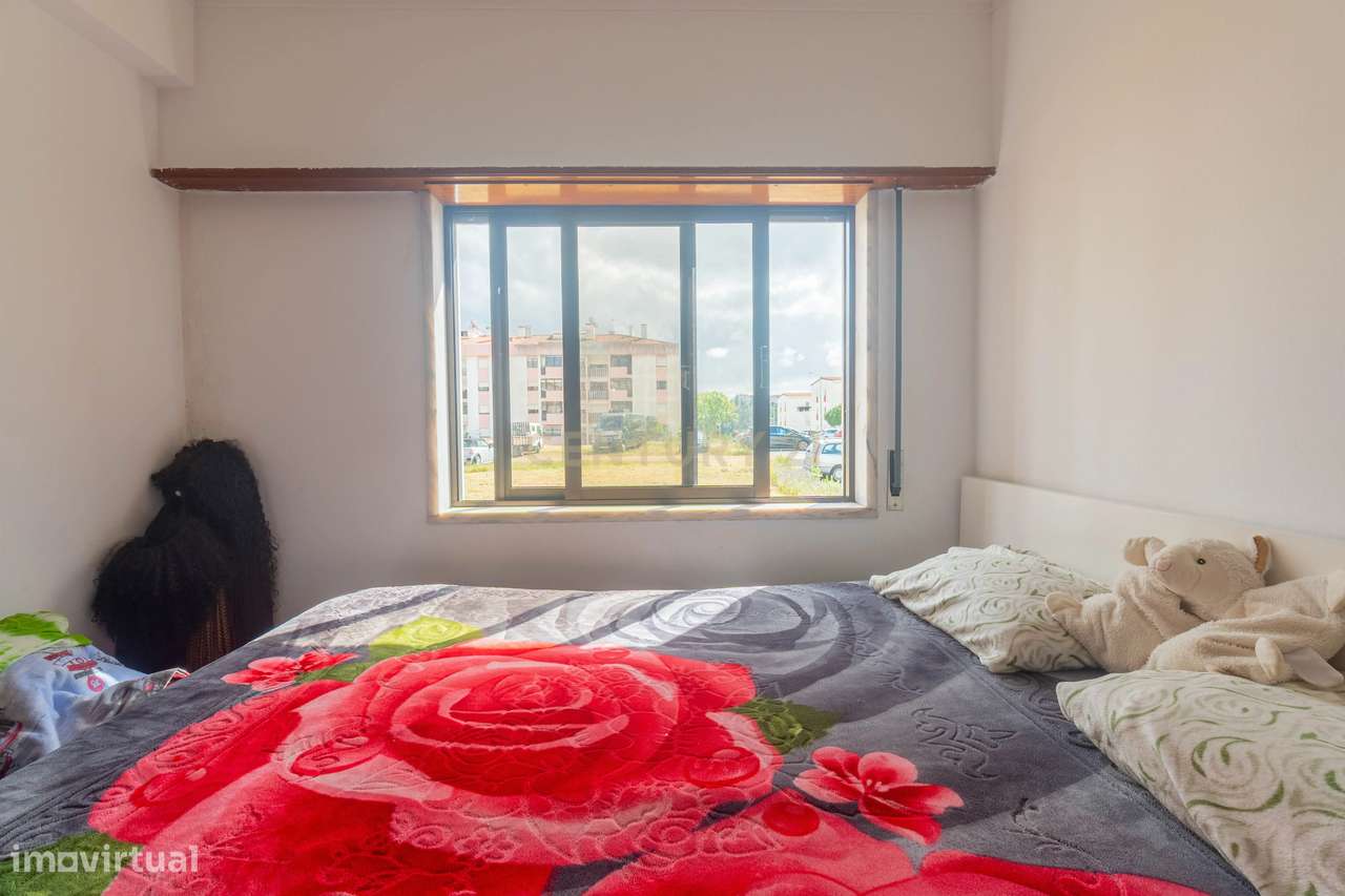 Apartamento T2 em Queluz (Pendão) com ou sem investimento!!-16