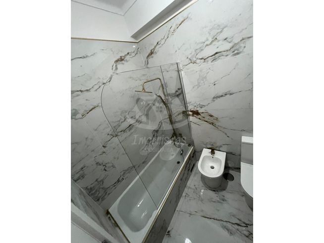 Apartamento T1 com 60 m² em Vialonga-17