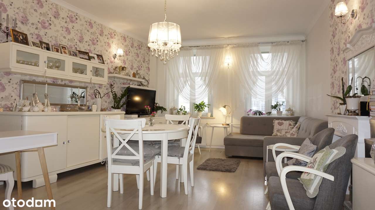 Kamienica w centrum / 3 pok. / po remoncie-1