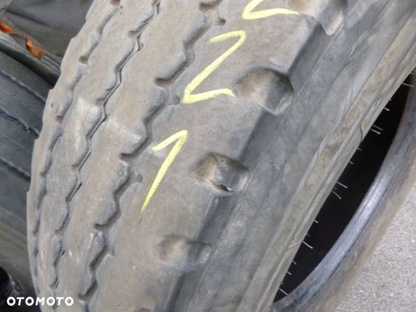 13r22.5 Pirelli FG88 - 2