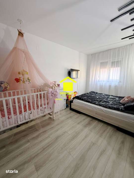 Apartament 2 camere 40 de mp plus 5 mp zona : Eroilor - Imagine principală: 4/7