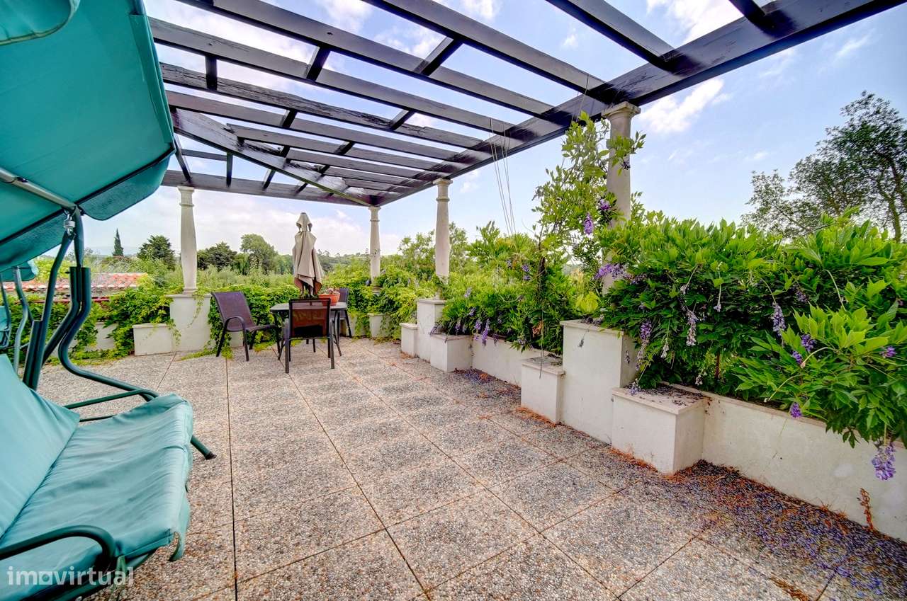 Herdade com 13.360m2 no Bombarral-11