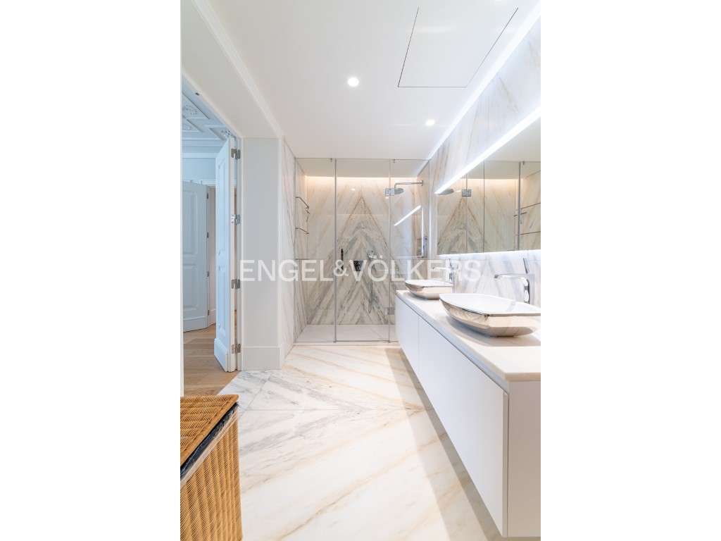 Exclusivo apartamento novo com 5 quartos (4 suites) e 4 lugares de ...-33