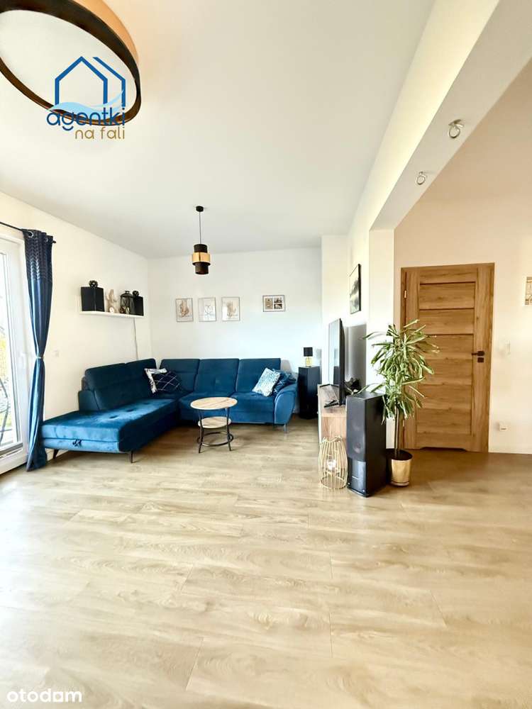 Rodzinny dom w zabudowie szeregowej z ogrodem .-7