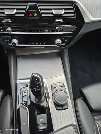 BMW 520 d Pack M Auto - 29