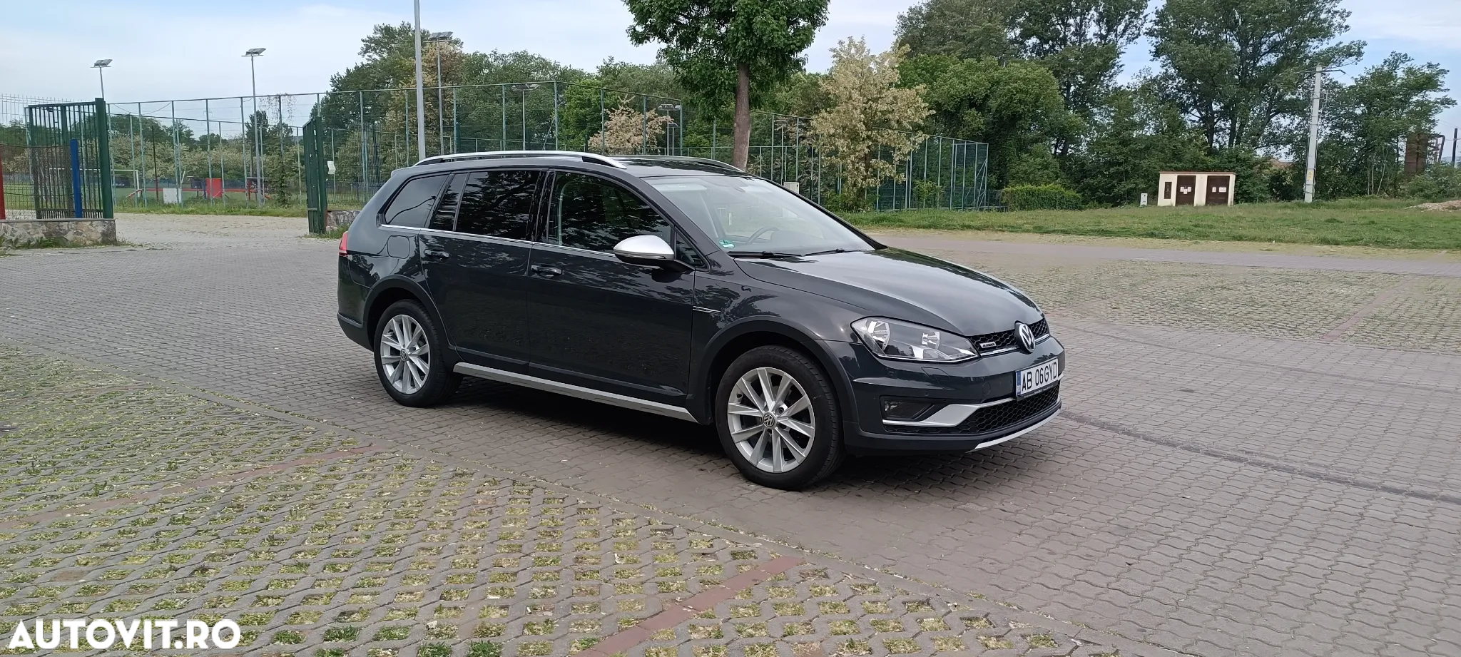 Volkswagen Golf Alltrack 1.6 TDI 4Motion - 3