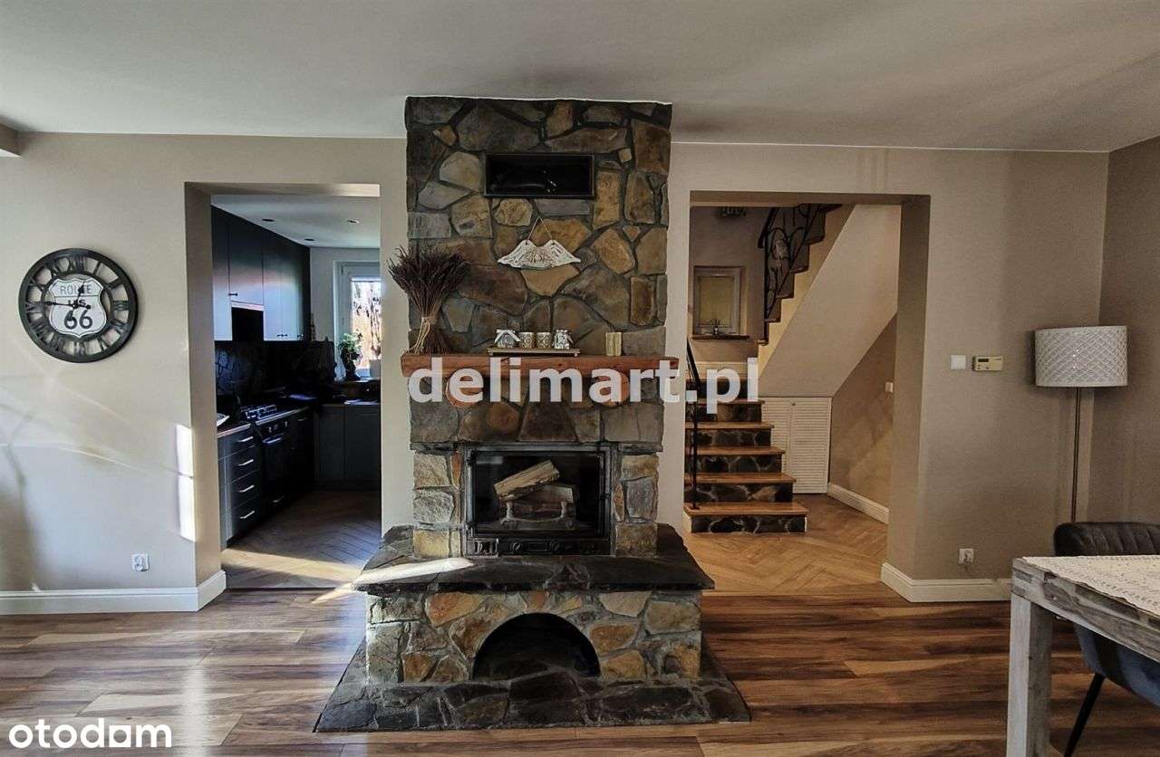 Piękny dom w Zagórzu.-17