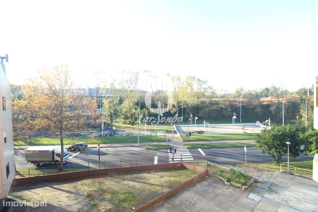 Apartamento T2, situado em Valongo-7