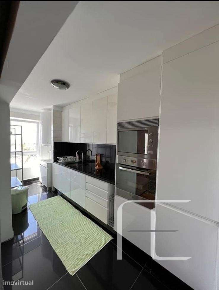 Apartamento T4 Venda em Ramalde,Porto - Grande imagem: 4/16