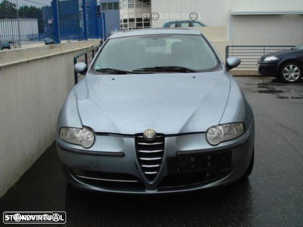 Alfa Romeu 147 1.6 T. Spark 2002 para peças - 2