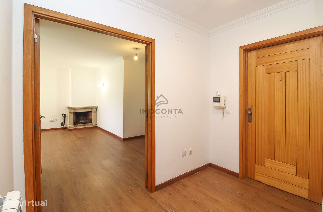 T2+1 Como Novo no Centro de Valongo-11