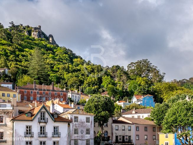 Moradia T10 no Centro Histórico de Sintra-5