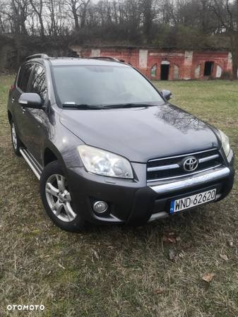 Toyota RAV4 - 3